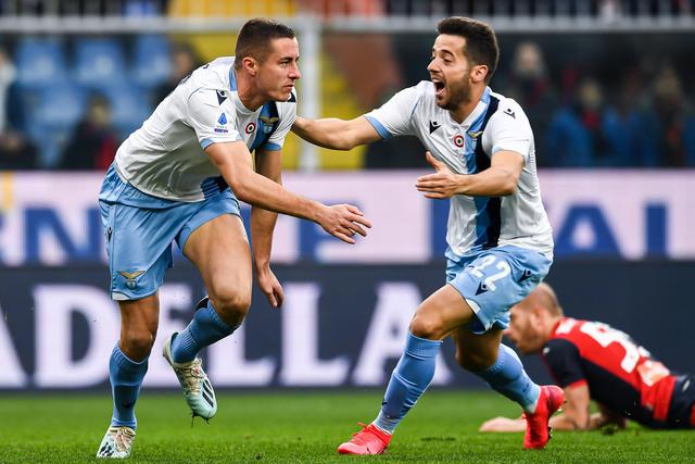 杨鸣：这些年我们经历足够多 今晚玩儿命打好